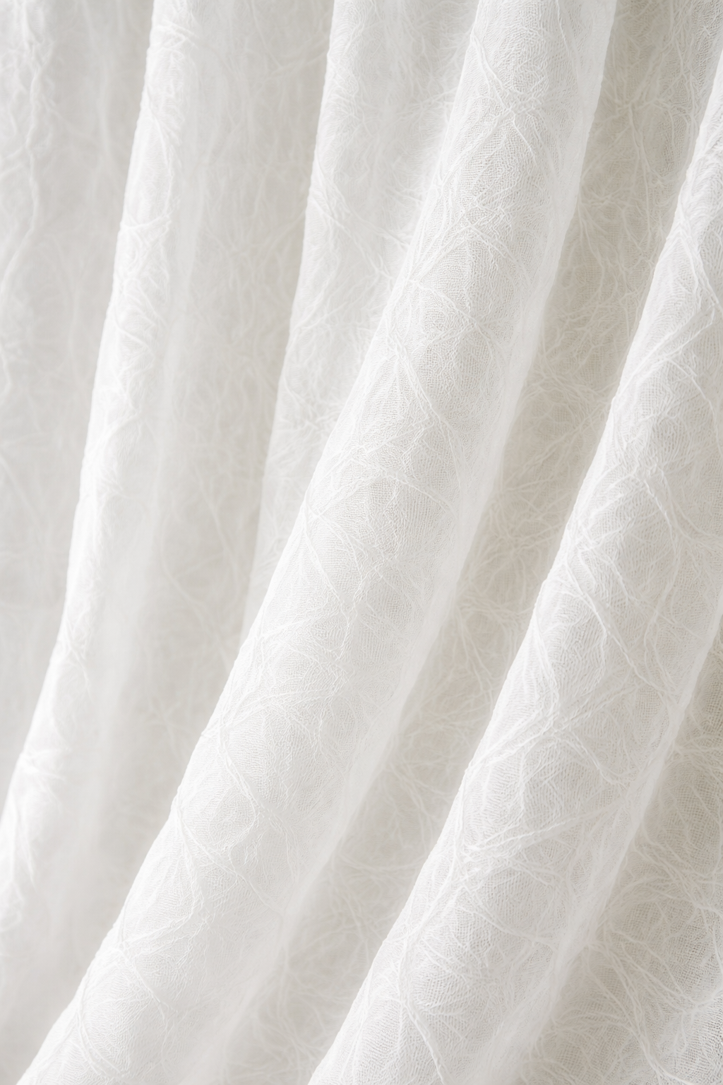 Crush Voile Curtain (5m x 218cm)