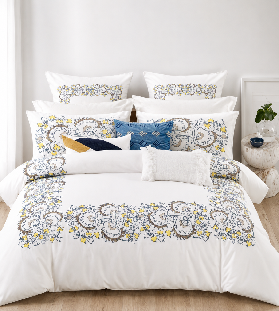 Luxury 7 Piece Bed Set