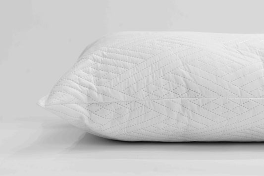 STANDARD QUILTED PILLOW PROTECTOR 45 X 70cm