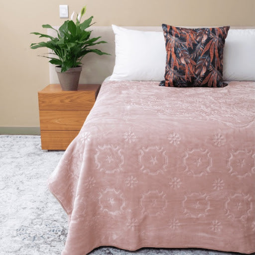 Pandora Mink Blanket Queen